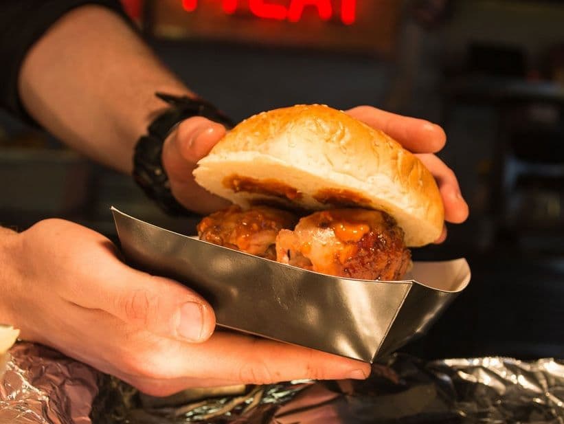 5" Square Card Burger Trays - Kraft or Black (Pack of 500)