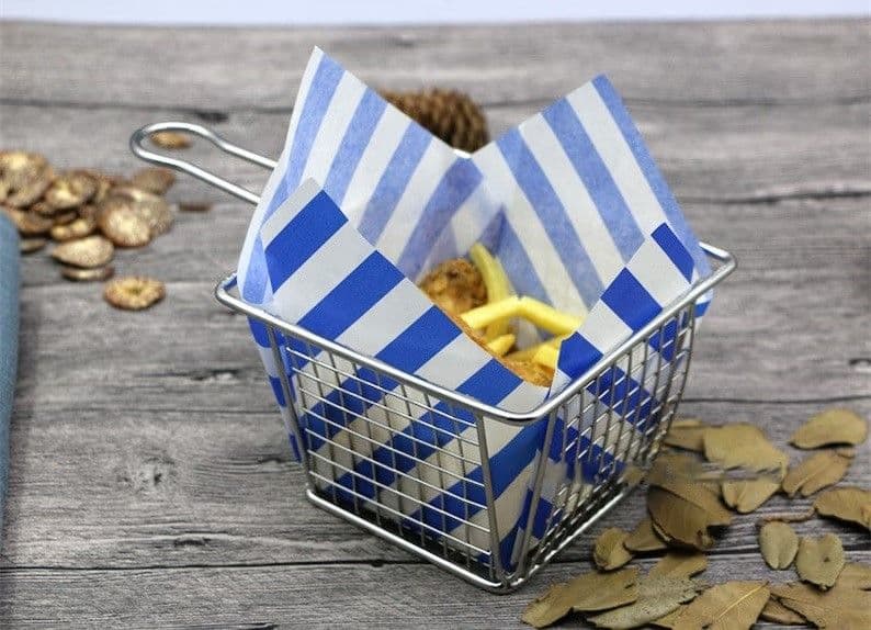 1000 x Striped Grease Resistant Burger Wrap Sheets